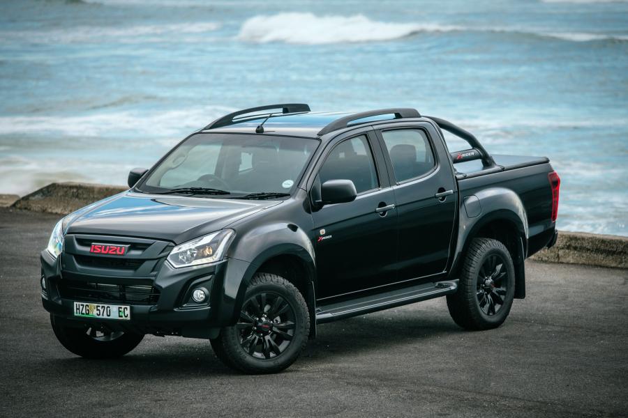  Isuzu KB Double Cab X-Rider Black 2018 года  (фото 21 из 34)
